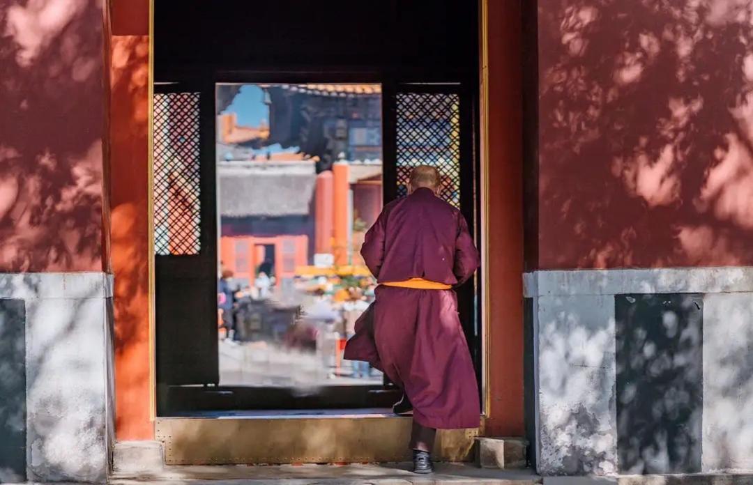 The East Hotel-Very Close To The Drum Tower,The Lama Temple,Houhai Bar Street,And The Forbidden City,There Are Many Old Beijing Traditional Hutongs Around The Hotel ,Experience The Culture Of Old Beijing Hutongs,Near Exit A Of Shichahai On Metro Line Exteriör bild